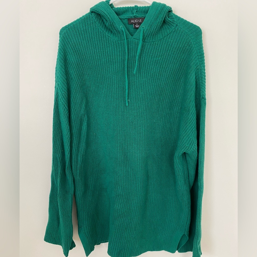 Aligne Sweater
